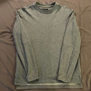 Mens crewneck sweatshirt.